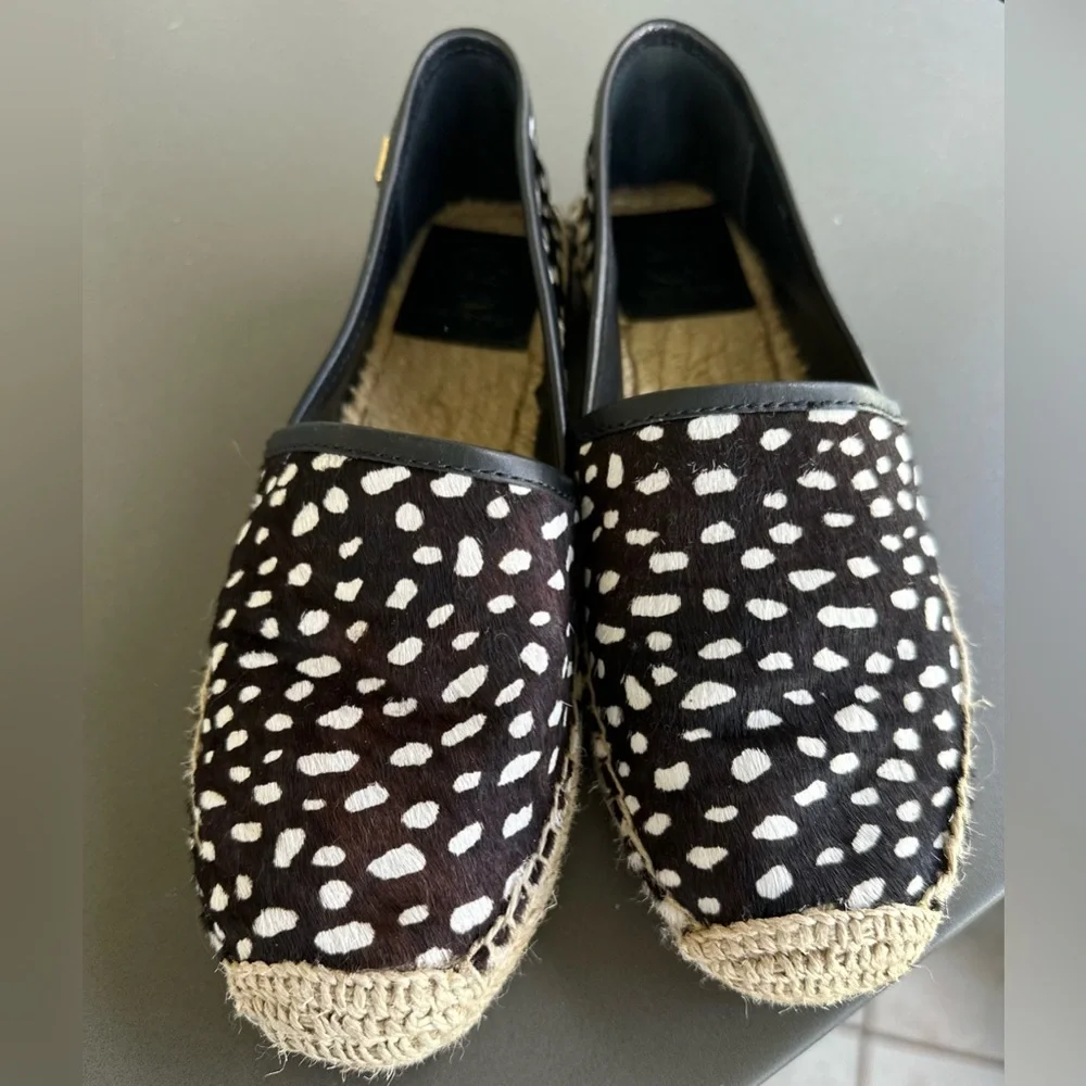 Tory Burch McKenzie Pony Print Leather and‎ Calf Hair Espadrilles - Size 7.5